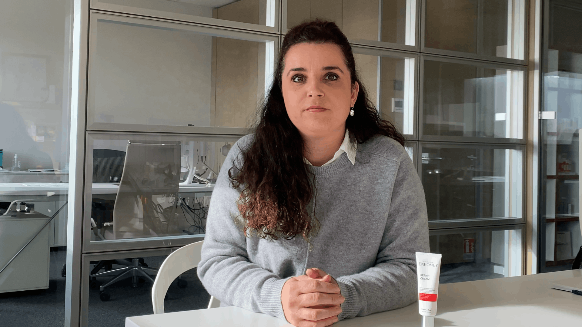 L'hydratation expliquée par Pauline, responsable formation | Laboratoire ENEOMEY
